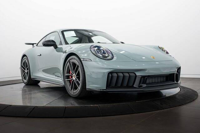 2026 911 Carrera GTS picture #9