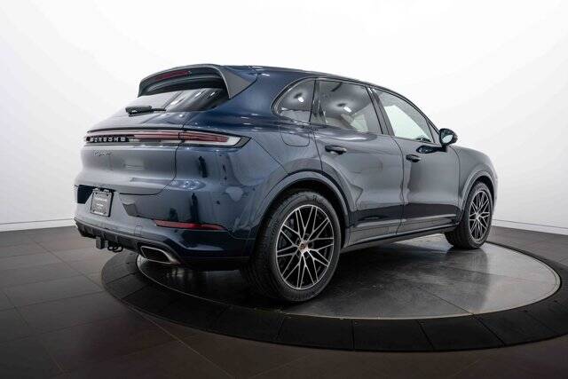 2026 Cayenne picture #7