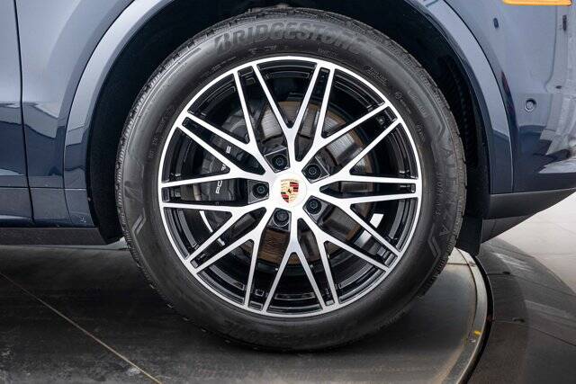 2026 Cayenne picture #11