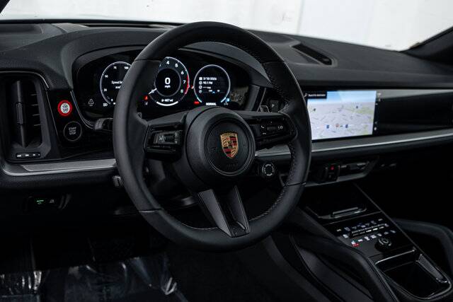 2026 Cayenne picture #14
