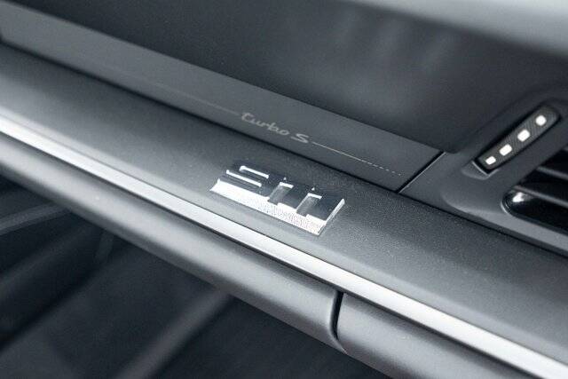 2026 911 Turbo S picture #14