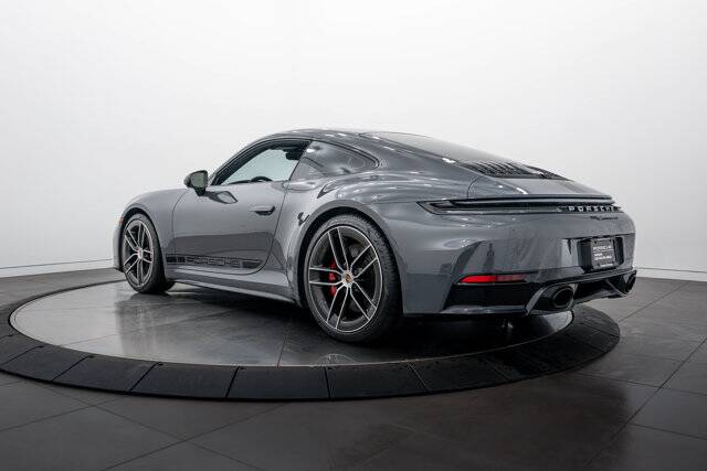 2026 911 Carrera 4S picture #3