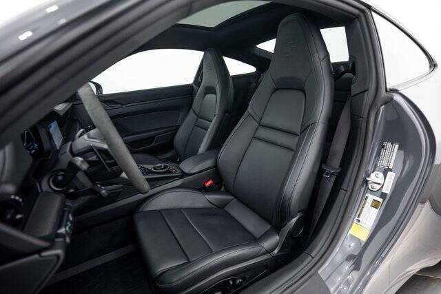 2025 911 Carrera S picture #5