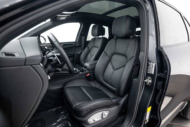 2026 Macan picture #5