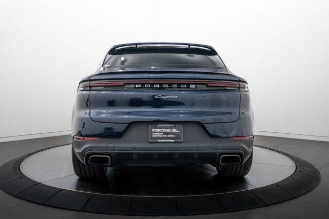 2024 Cayenne E-Hybrid Coupe picture #6
