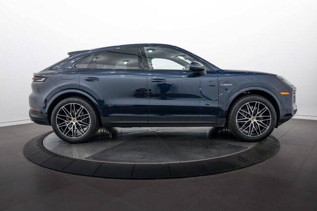 2024 Cayenne E-Hybrid Coupe picture #7