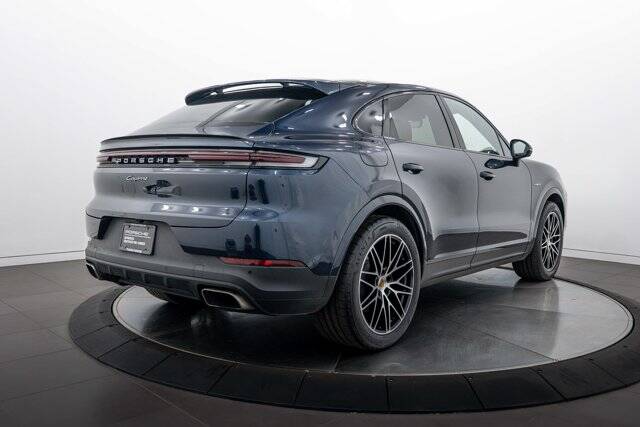 2024 Cayenne E-Hybrid Coupe picture #8