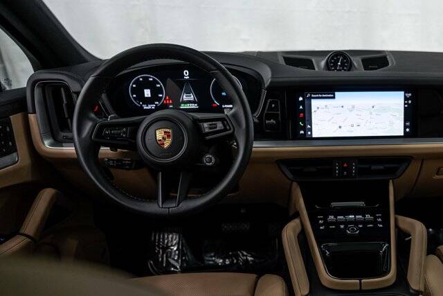 2024 Cayenne E-Hybrid Coupe picture #13