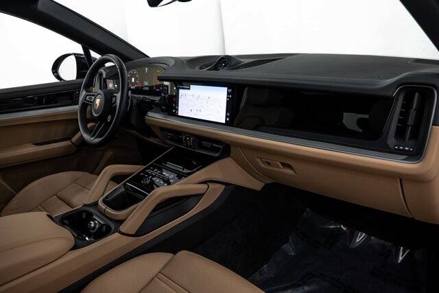 2024 Cayenne E-Hybrid Coupe picture #14