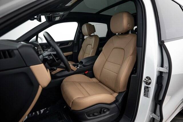 2026 Cayenne picture #5