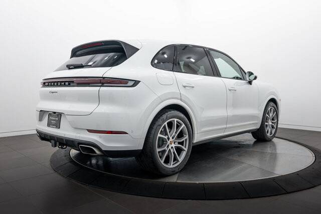 2026 Cayenne picture #7