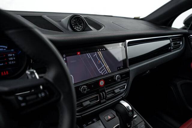 2026 Macan T picture #15