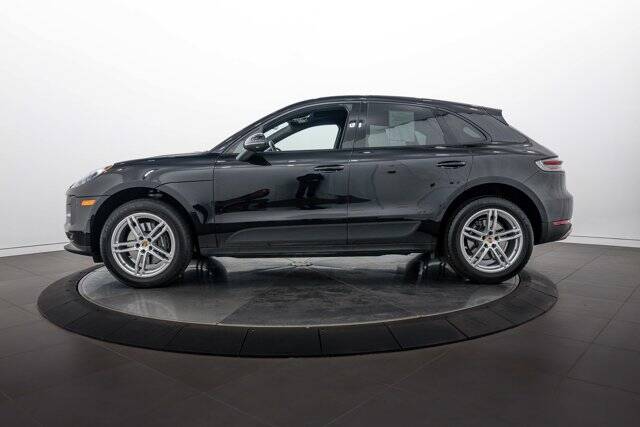 2021 Macan picture #2