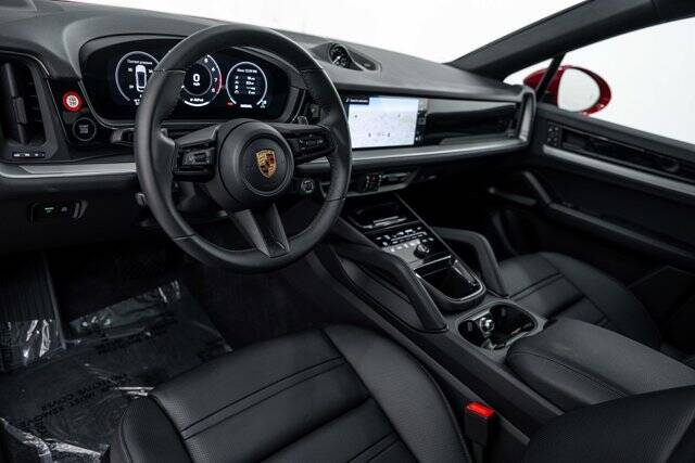 2026 Cayenne Coupe picture #4