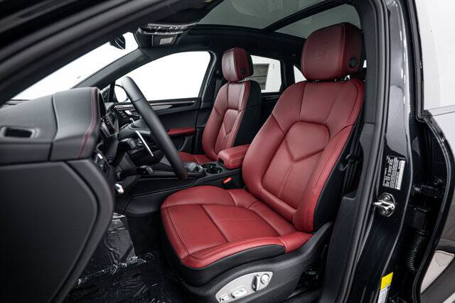 2026 Macan picture #5