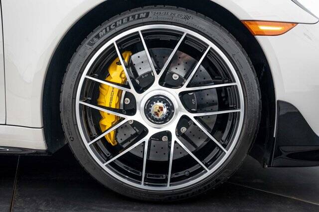 2019 911 Turbo S picture #11