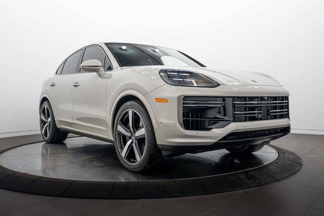 2025 Cayenne Turbo E-Hybrid picture #9