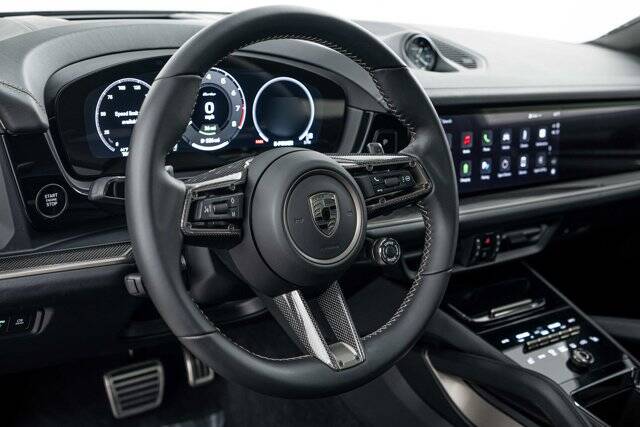 2025 Cayenne Turbo E-Hybrid picture #13
