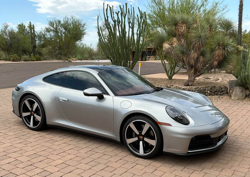 2025 Porsche 911 Carrera picture #1