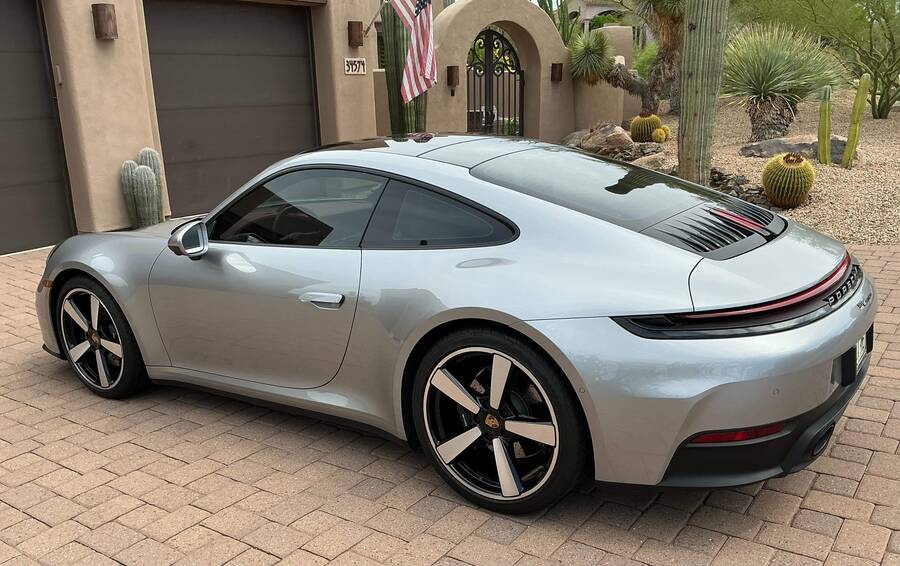 2025 Porsche 911 Carrera picture #5