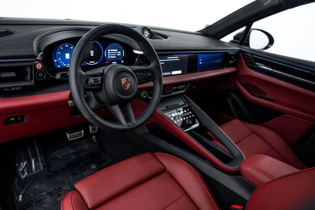 2025 Macan Electric 4S picture #11