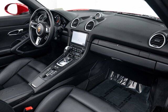 2018 718 Boxster GTS picture #12