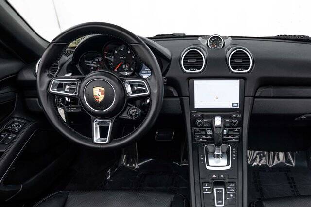 2018 718 Boxster GTS picture #13