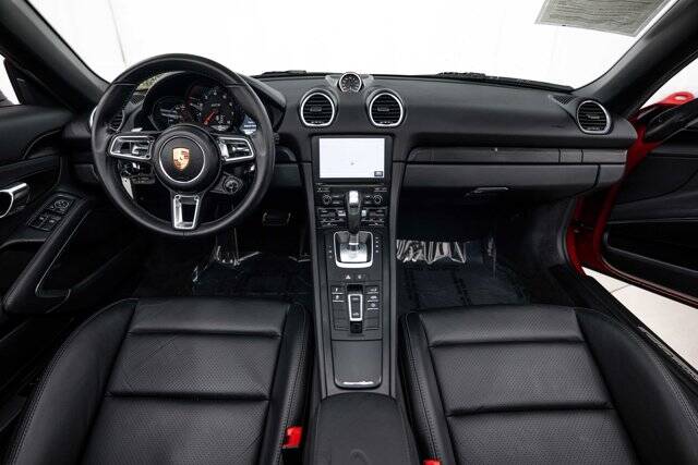 2018 718 Boxster GTS picture #14