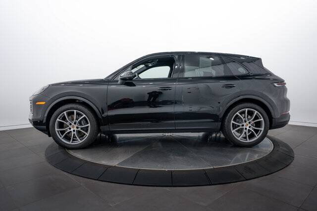2026 Cayenne picture #2