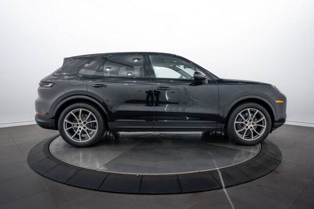 2026 Cayenne picture #8