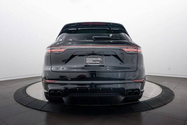2022 Cayenne GTS picture #6