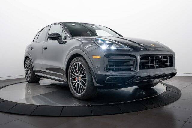 2022 Cayenne GTS picture #9