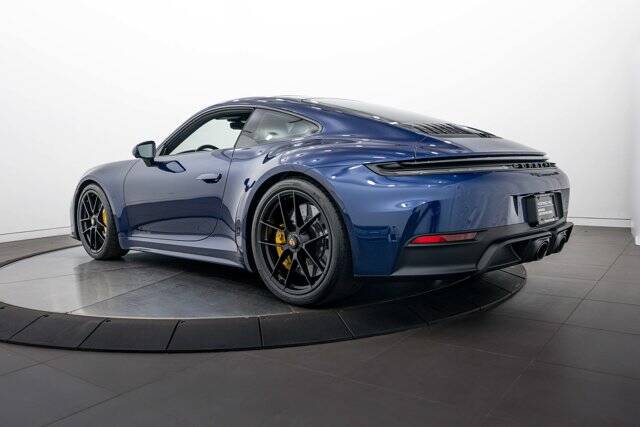 2026 911 Carrera 4 GTS picture #3