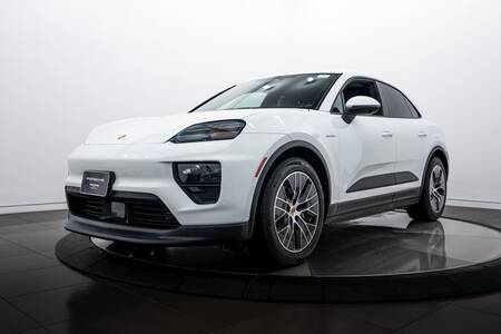 2025 Macan Electric picture #1
