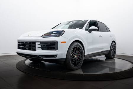 2025 Cayenne S picture #1