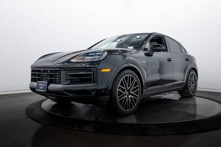 2025 Cayenne S E-Hybrid picture #1