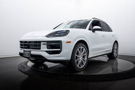 2025 Cayenne picture #1