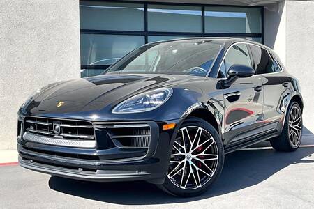 2023 Macan S picture #1