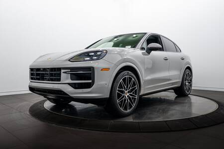 2024 Cayenne picture #1