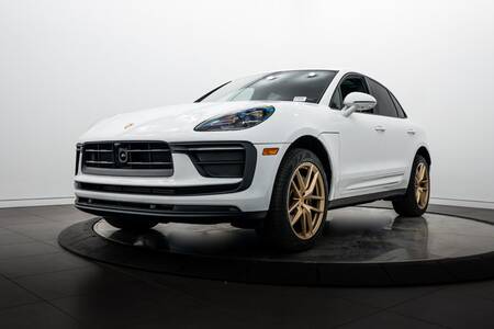 2025 Macan