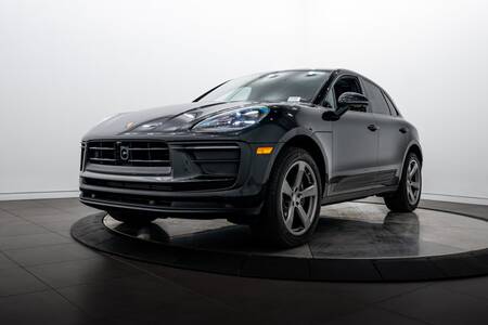 2025 Macan