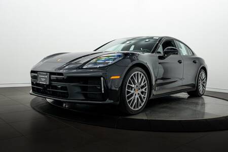 Picture: 2026 Panamera 4 #1