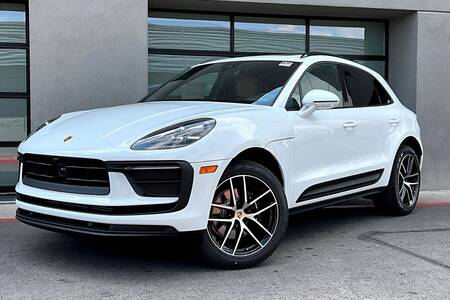 2025 Macan