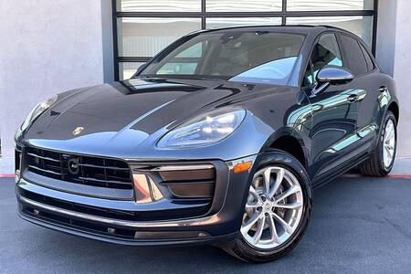 2023 Macan