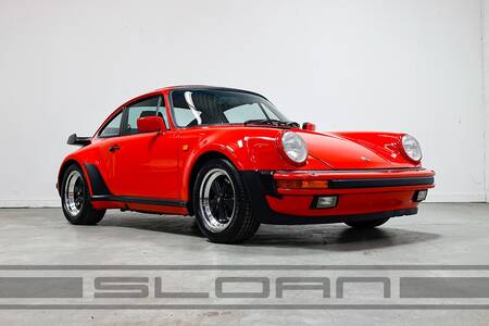 1984 911 Carrera 3.4L Motor