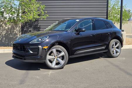 2025 Macan