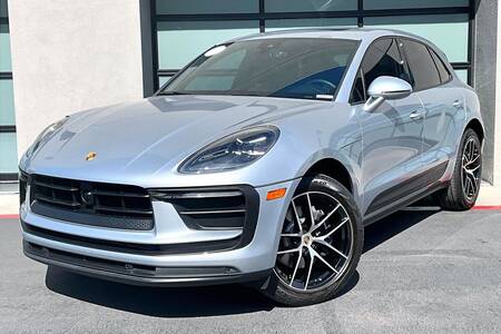 2023 Macan