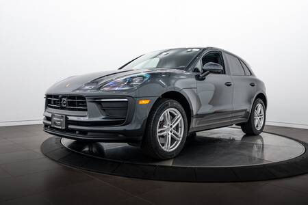2026 Macan picture #1