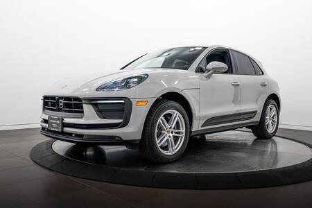 2026 Macan picture #1