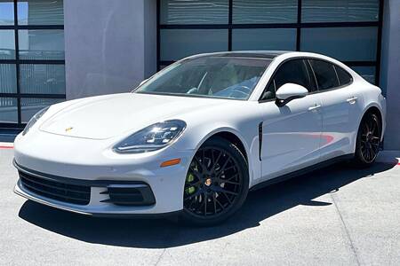 2018 Panamera picture #1